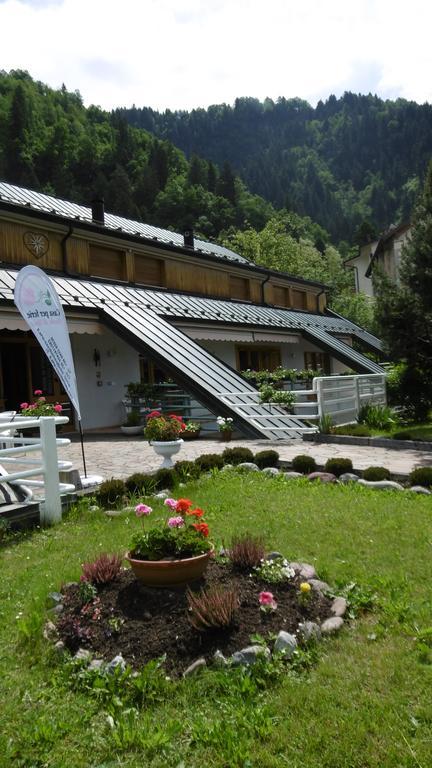 Hotel Casa Per Ferie Paola Di Rosa Arta Terme Exteriér fotografie
